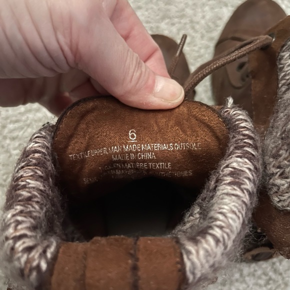 Mossimo Supply & Co Brown Faux Leather Boots Size 6 - Picture 9 of 10